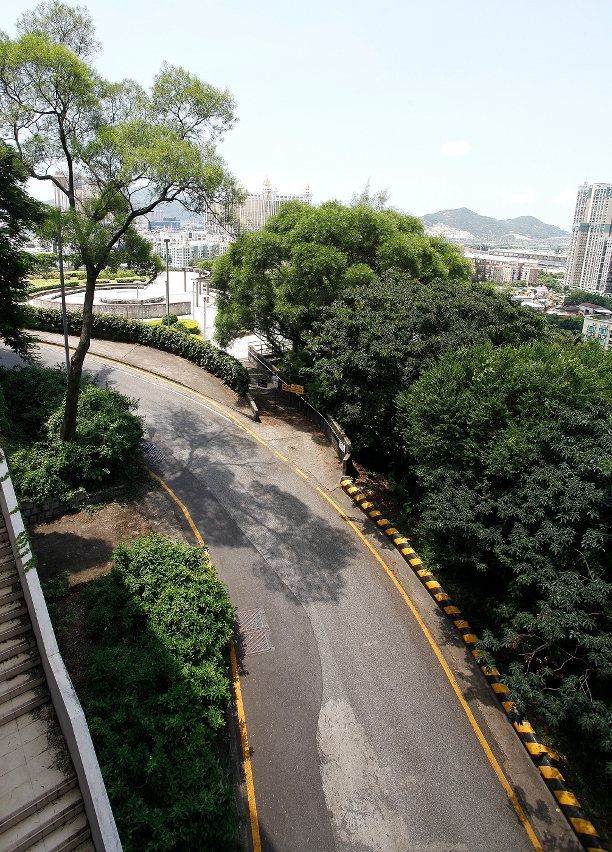 湖畔花園至龍環葡韻步行徑動工