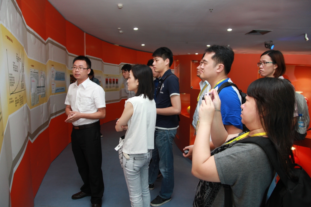 “澳門創意館”參展單位參觀深圳文化產權交易所