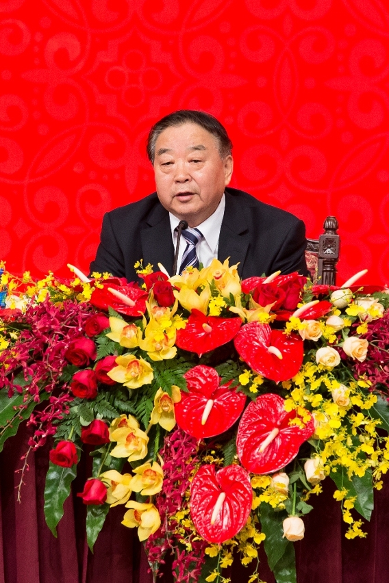 全國人大法律委員會主任委員喬曉陽到澳大新校園演講