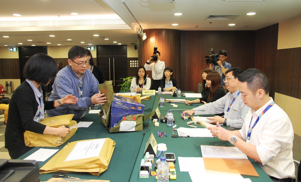 交通事務局今日為新汽車檢驗中心供應及安裝車輛檢驗設備公開競投開標