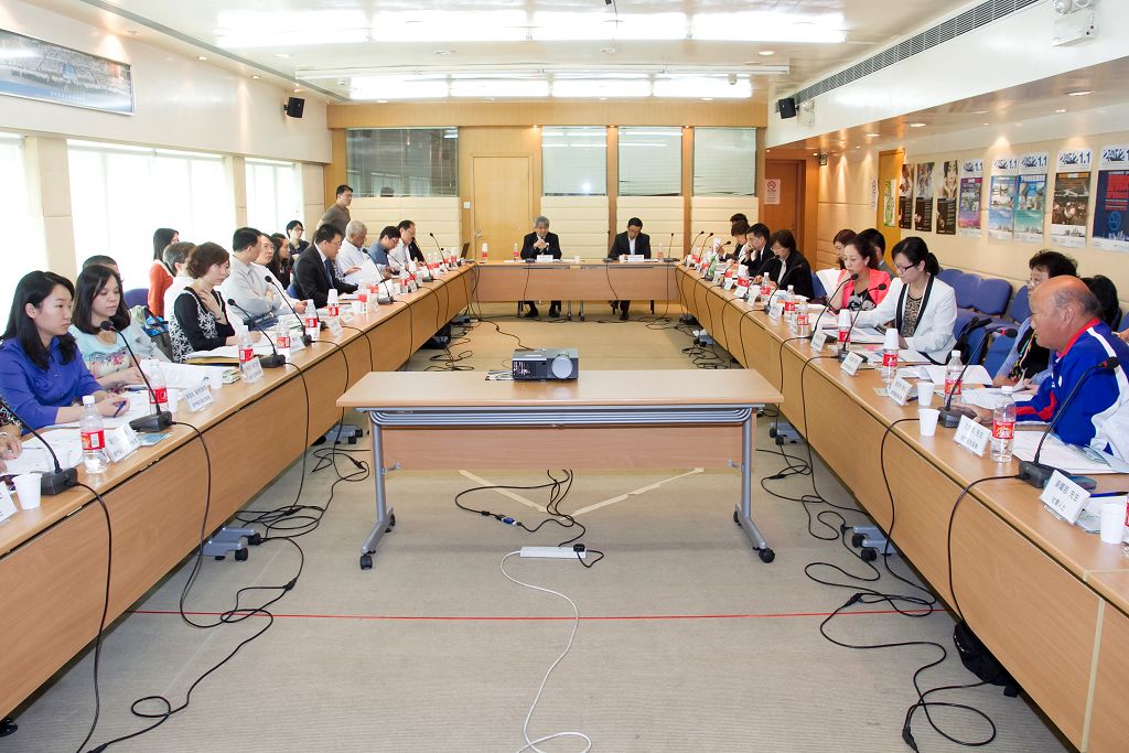 慢性病防制委員會召開2013年工作會議