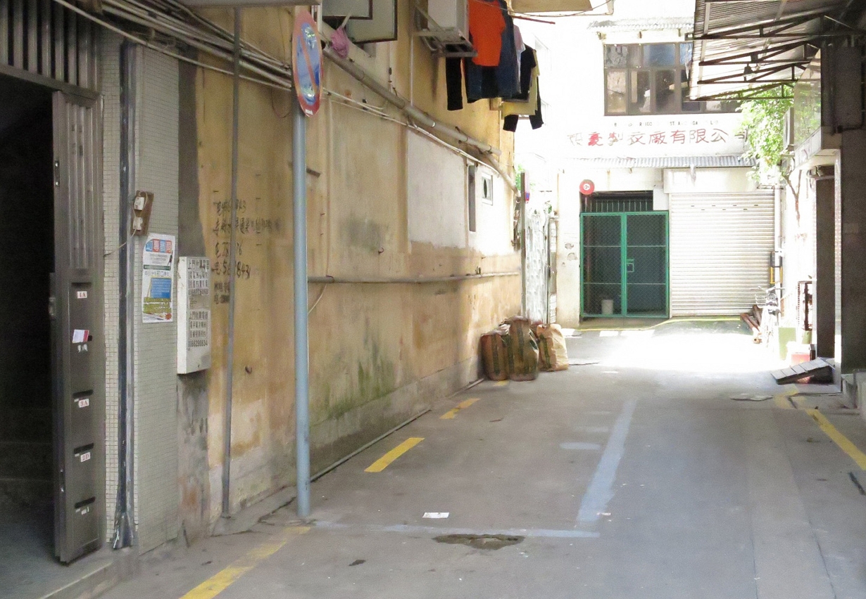 聯昌與聯成大廈之間的道路列為禁止車輛停泊