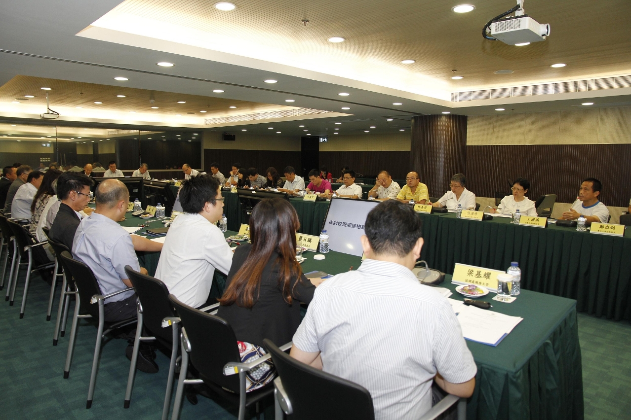 交諮會與學界代表探討校園周邊交通安全問題