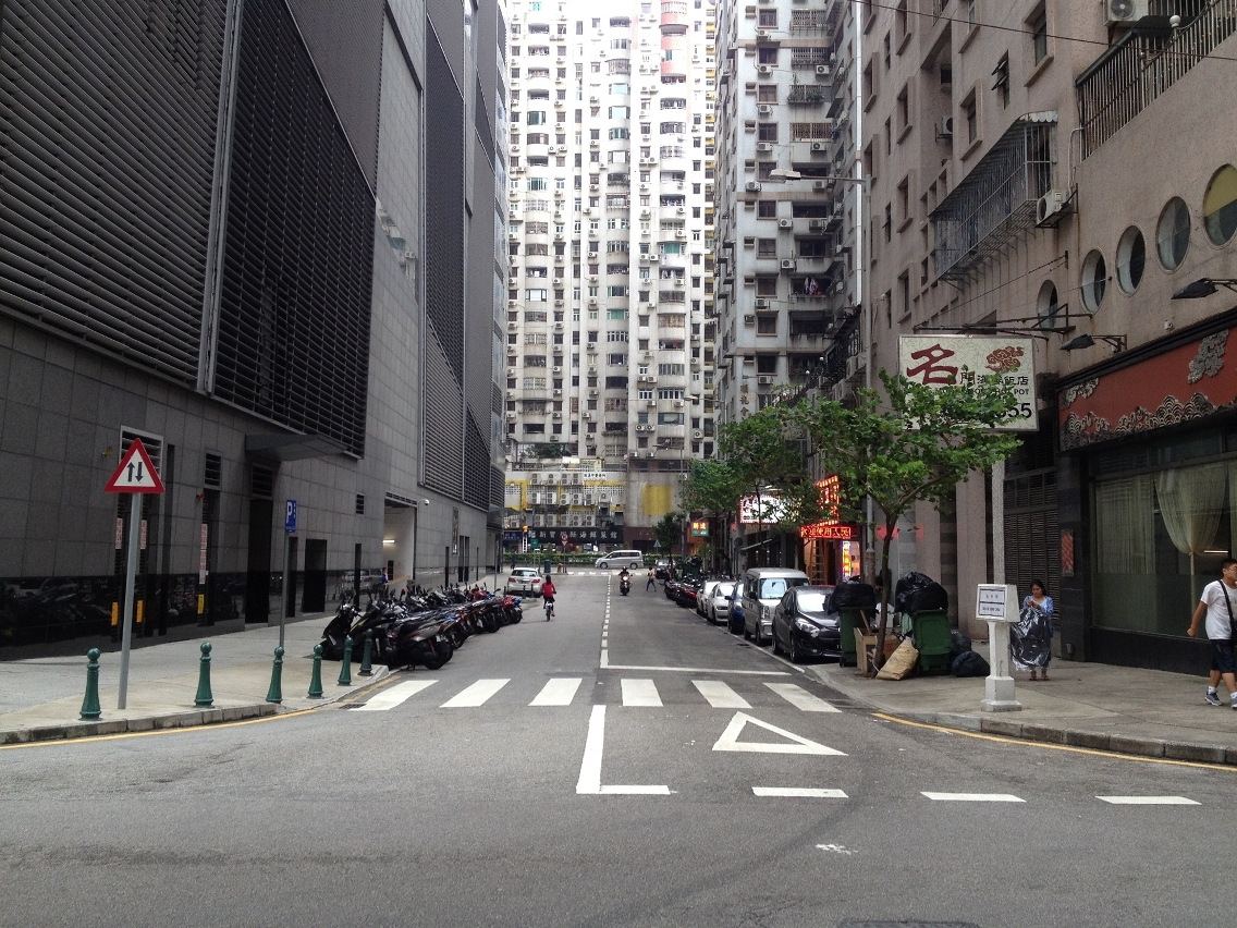 改善氹仔杭州街渠道及道路工程
