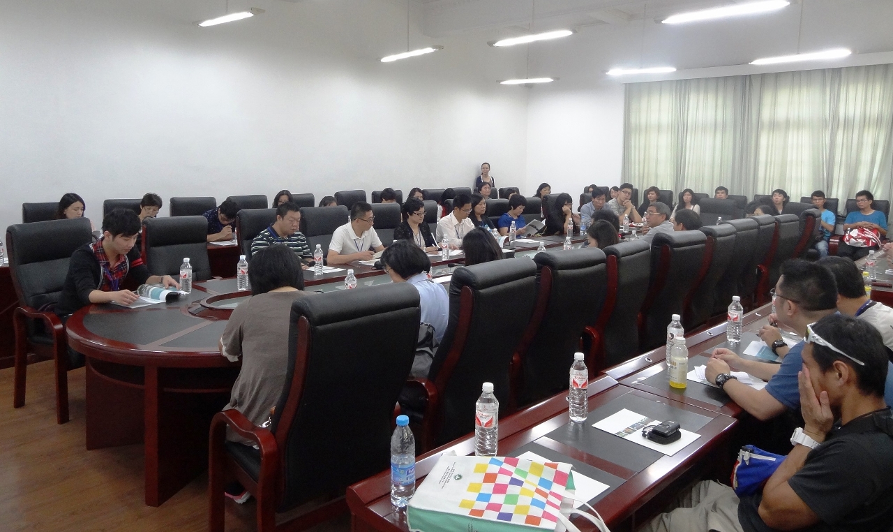 參訪團與湖南大學港澳台辦公室及招生辦公室人員進行交流