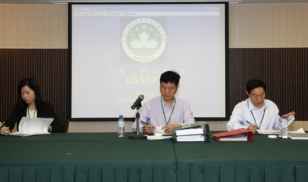 “路環保安部隊高等學校外圍山坡整治工程”今（11月5日）公開開標。