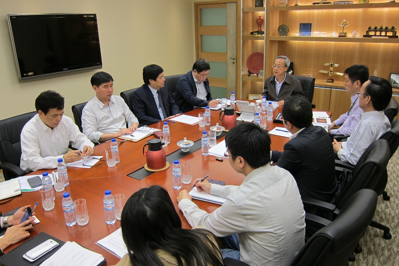 劉仕堯關注暴雨後續跟進工作，召開會議指示各部門做好相關工作