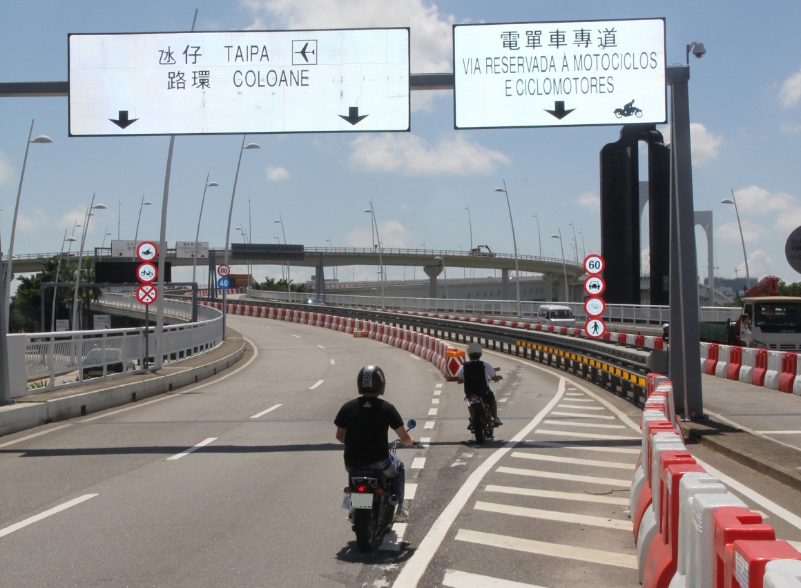 西灣大橋電單車專道再延續半年
