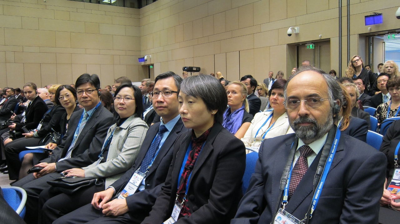 檢察長何超明率領特區檢察院６名檢察官參加國際檢察官聯合會第十八次年會暨會員大會