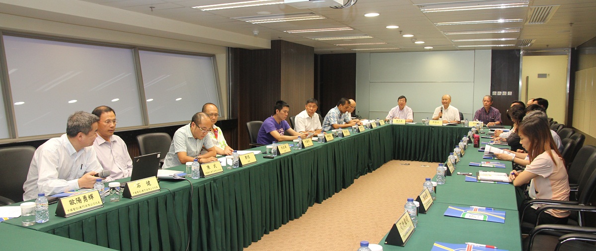 交諮會公共交通及社區關係專責小組討論增發的士牌照的工作進展