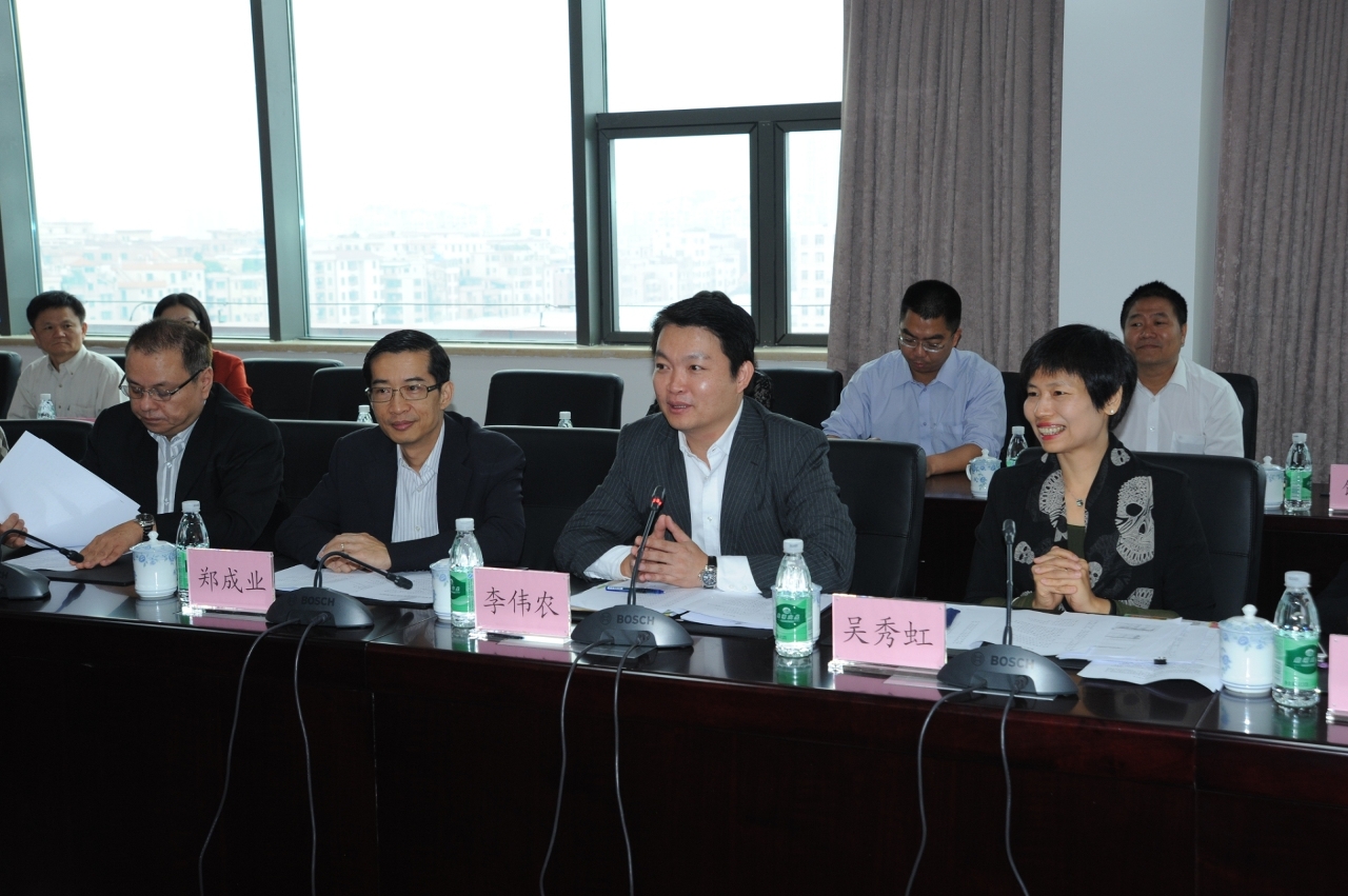 澳方專責小組組長民政總署管理委員會副主席李偉農致辭