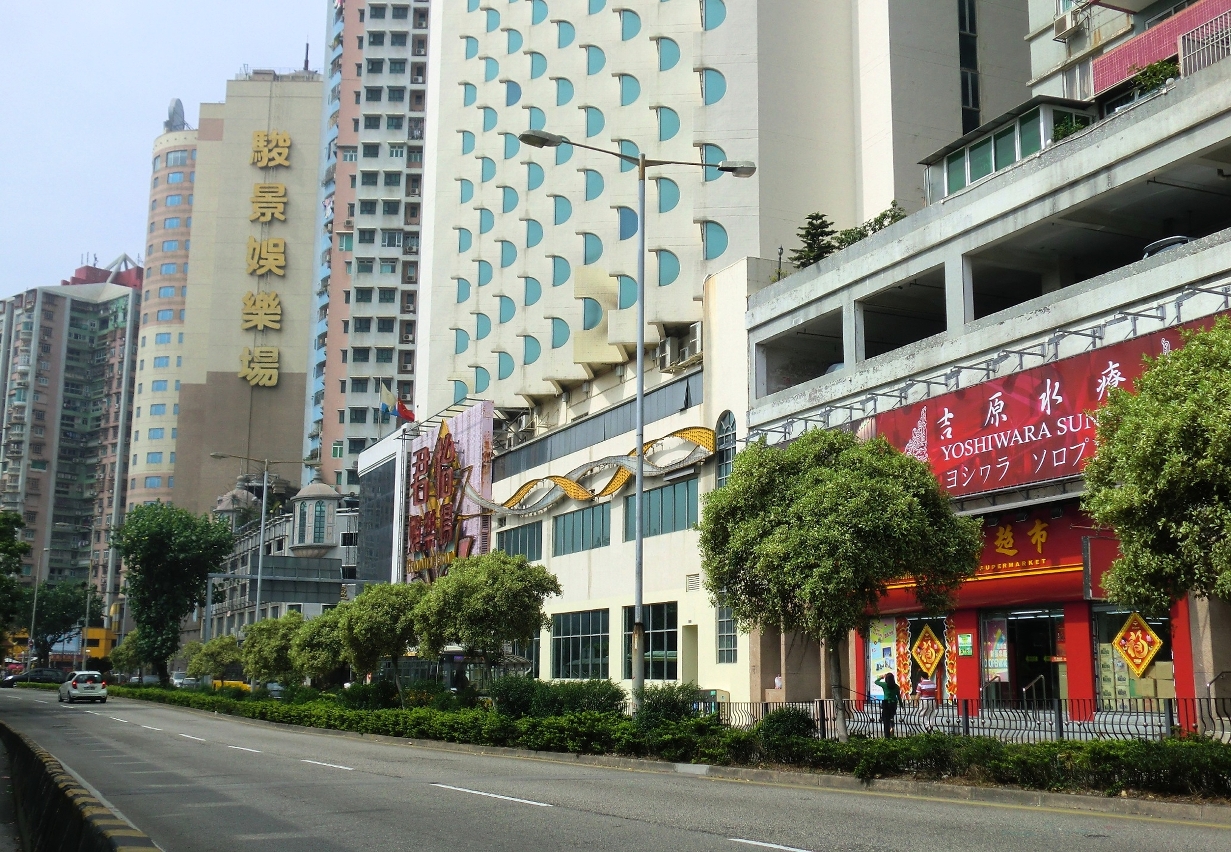 前期準備工程將移除部份綠化帶