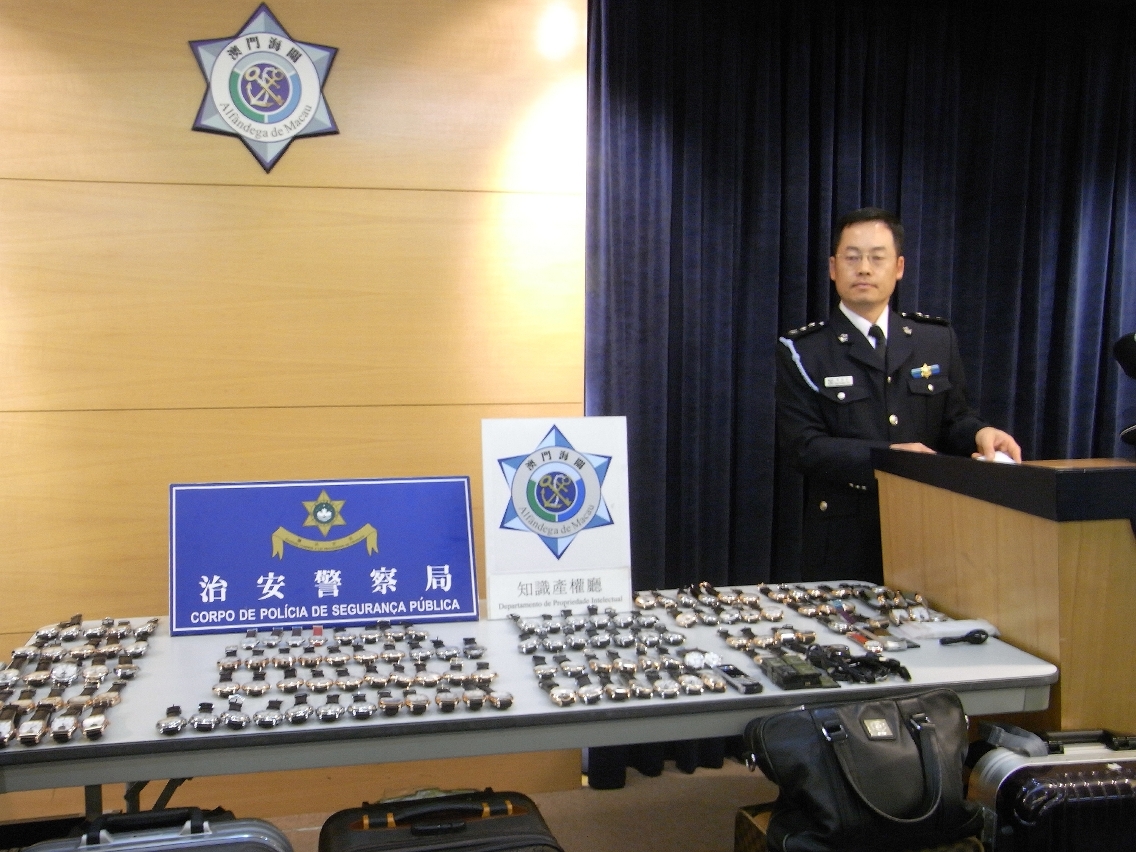 海關發言人講述案件經過