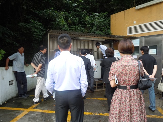 酒店業界代表參觀酒店的廚餘處理設施