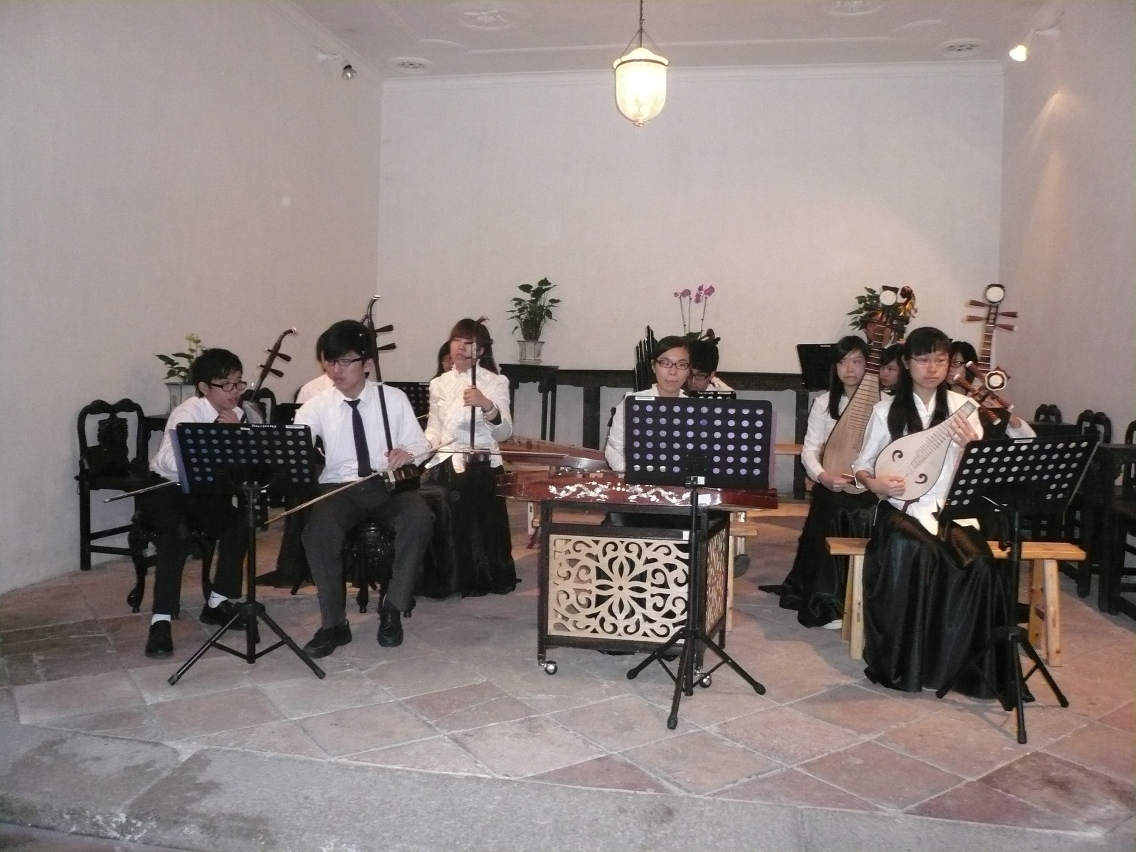 演藝學院音樂學校學生演奏多首中樂名曲