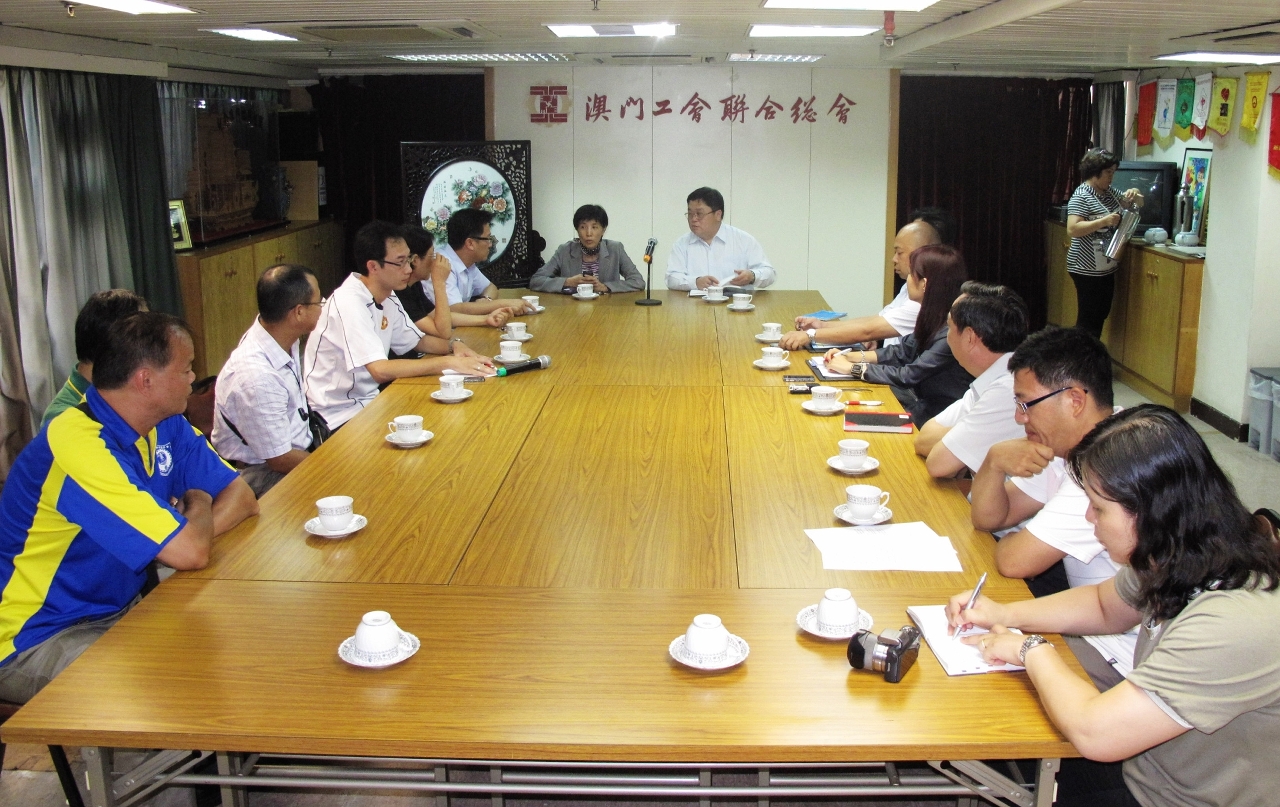 交通事務局與工聯就新巴士服務運作情況交換意見