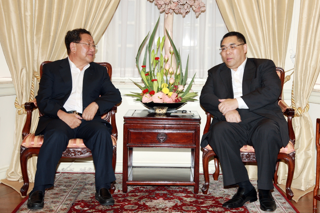 行政長官崔世安與全國政協副主席陳奎元會面