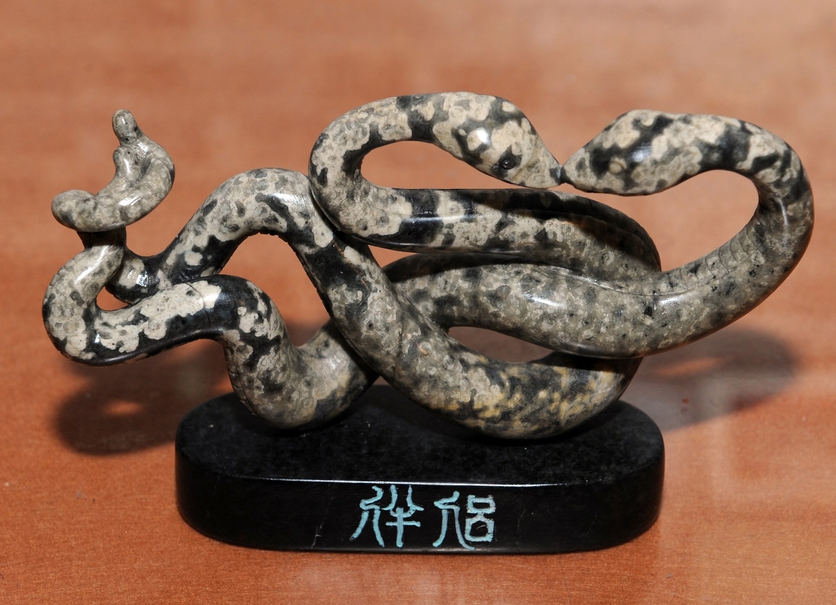 用石材資源製成的萊州玉雕，譽滿天下。