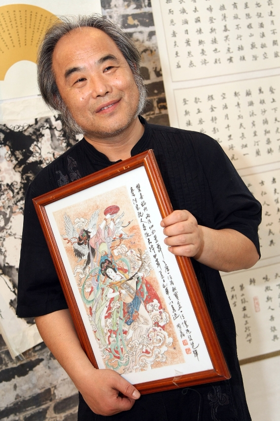 刻瓷工藝家邵同義