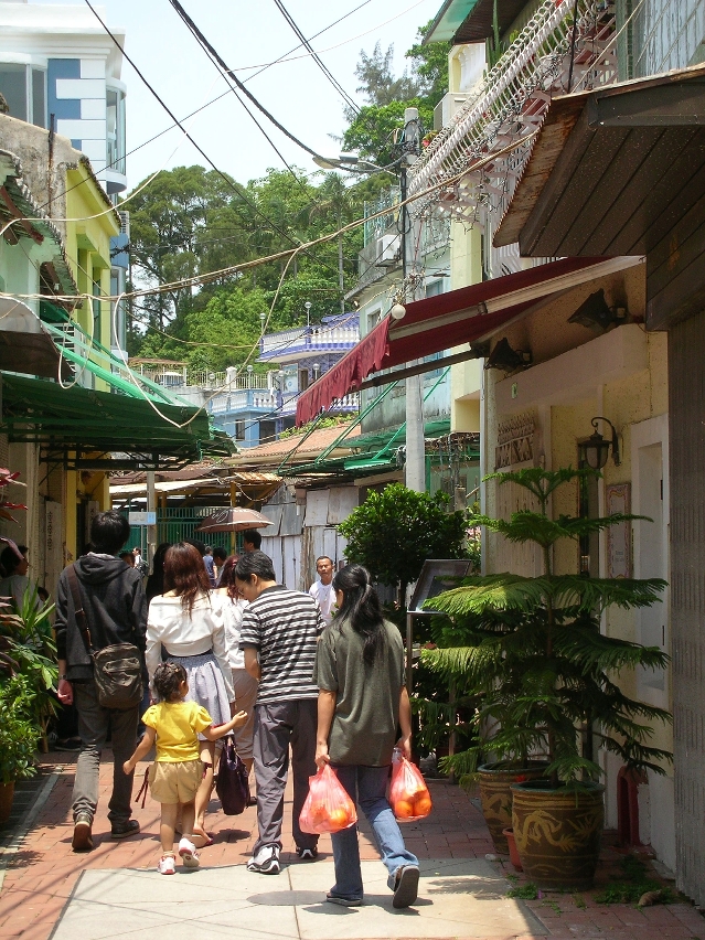 政府實事求是處理路環舊市區的住屋問題