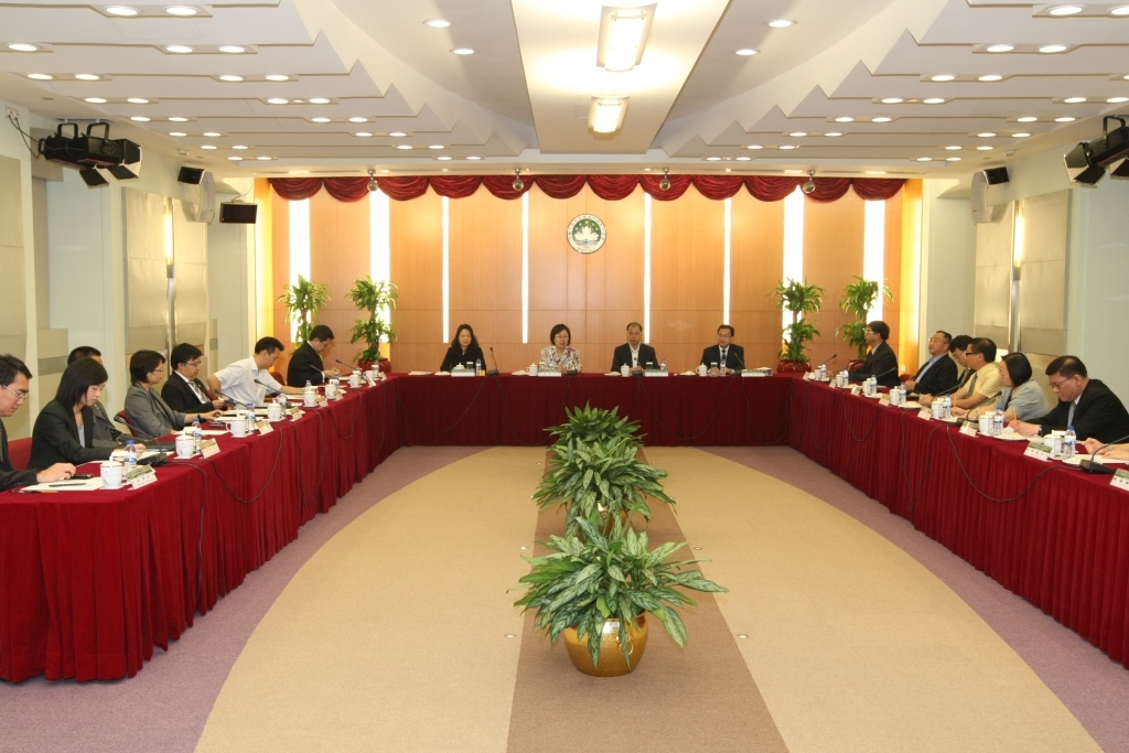 行政法務司司長與公共行政改革諮詢委員會委員施政座談