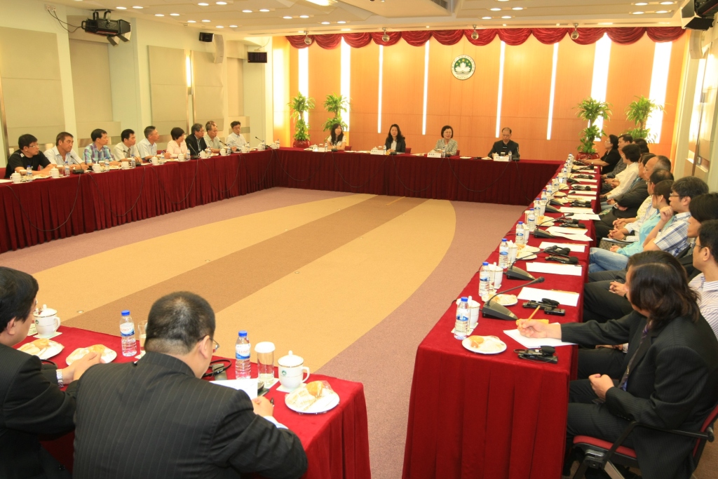 行政法務司司長與公務人員團體交流施政工作