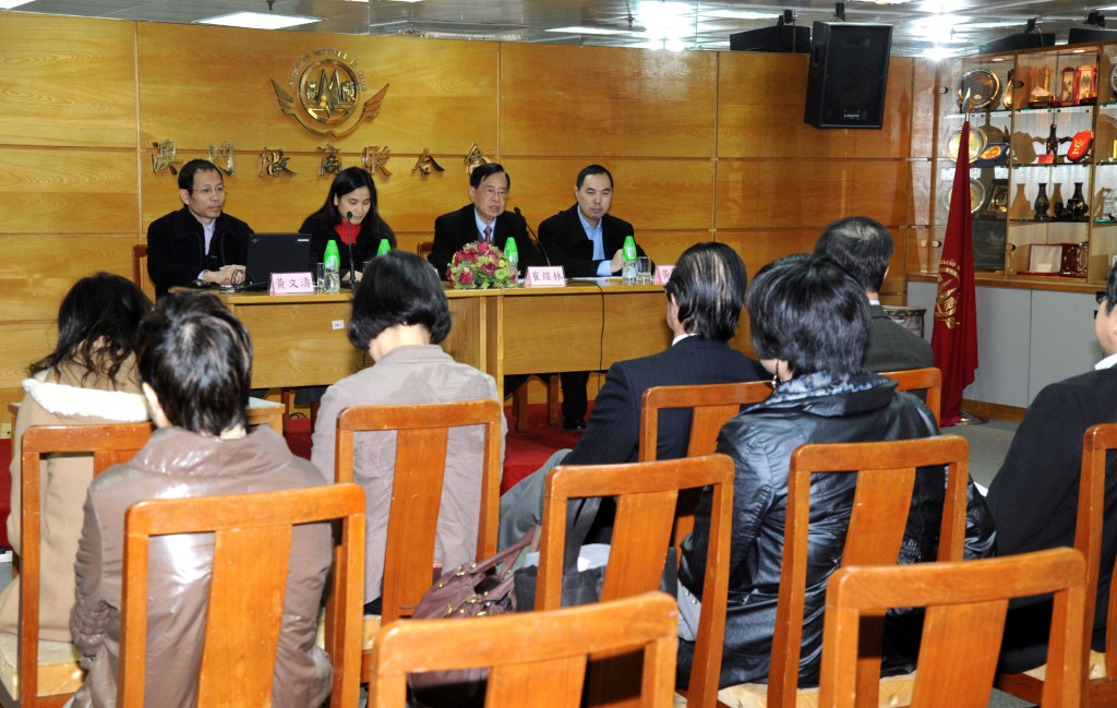 小組拜訪廠商會聽取大綱諮詢文本意見