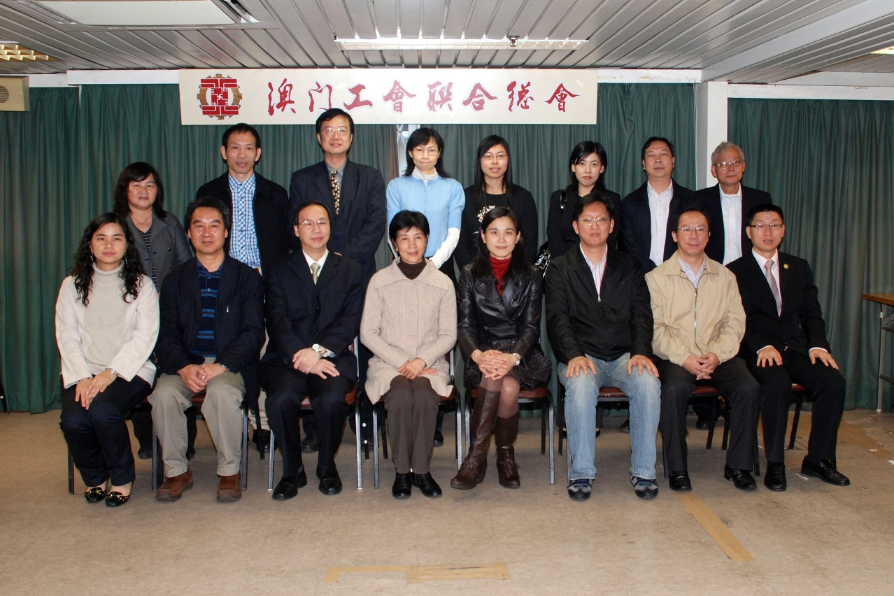 小組一行與工聯負責人合照