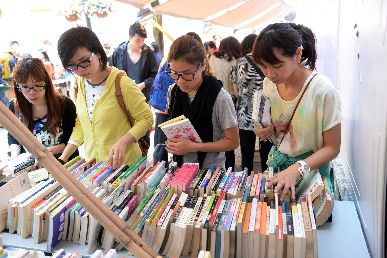 Recolha de Livros para a Actividade “Troca de Livros” começa no dia 1 de Março Book Collection for Book Exchange Activity Starts on 1st March
