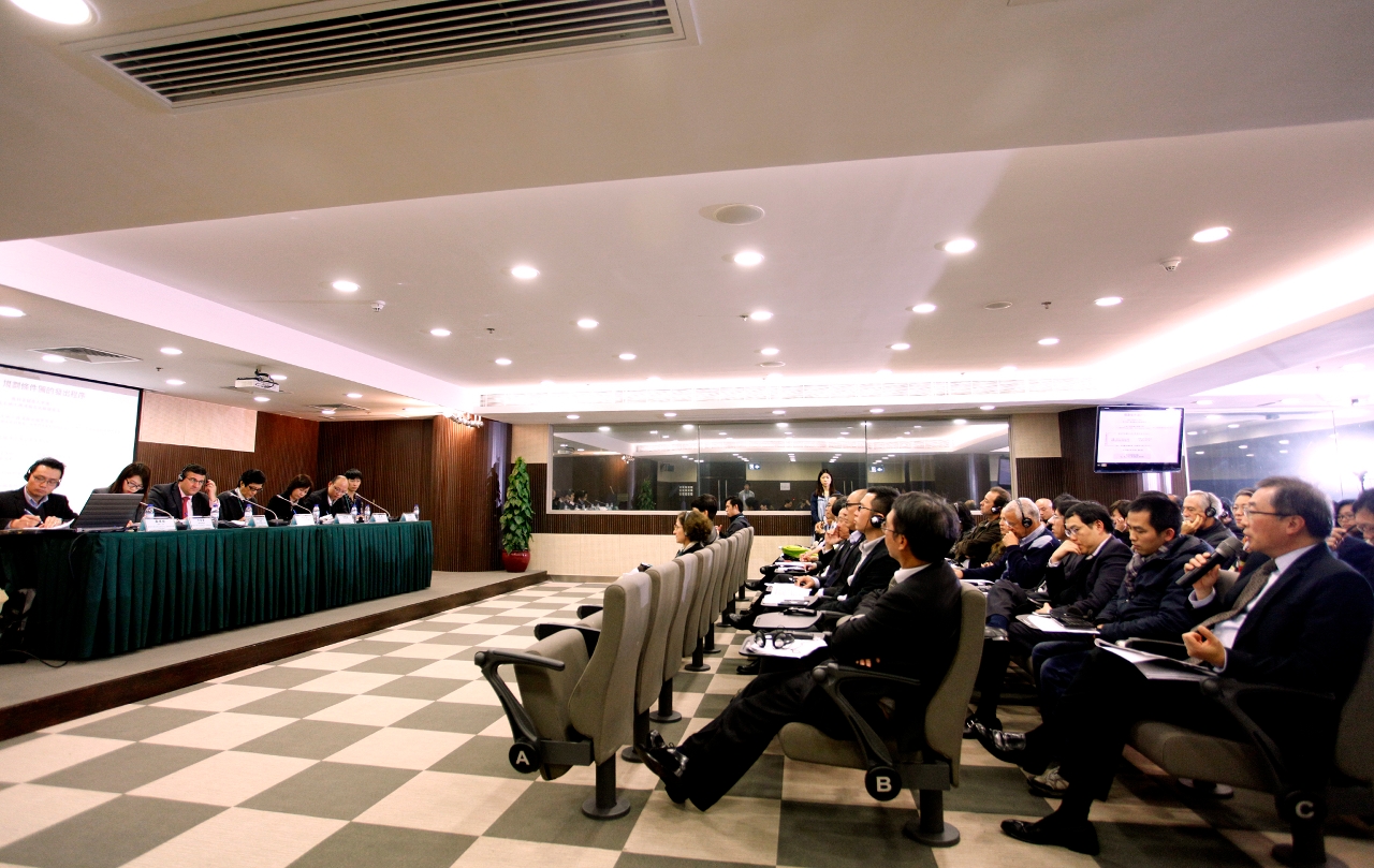 Sessão de esclarecimento sobre a Lei do Planeamento Urbanístico dirigida às associações sócio-profissionais