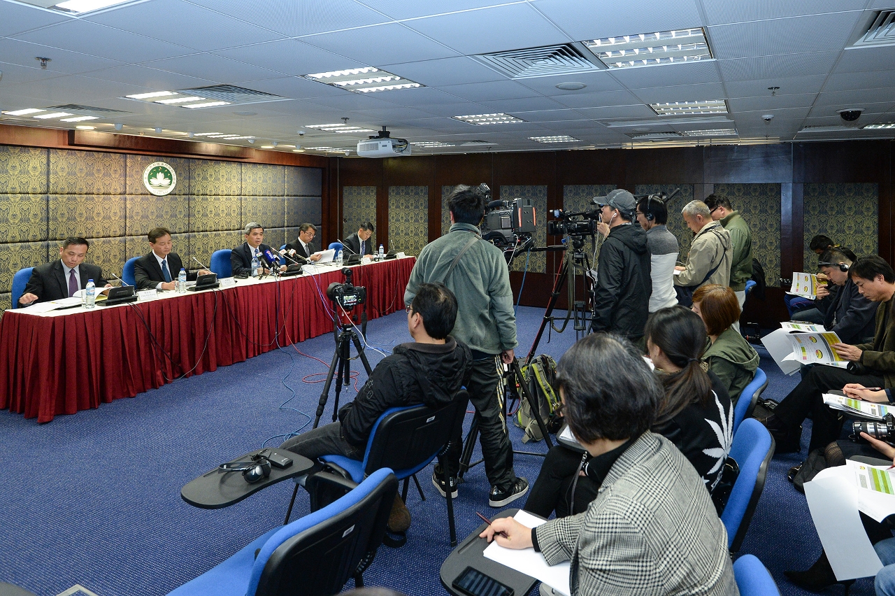 Secretário para a Segurança, Wong Sio Chak  faz balanço da criminalidade de Macau no ano 2014