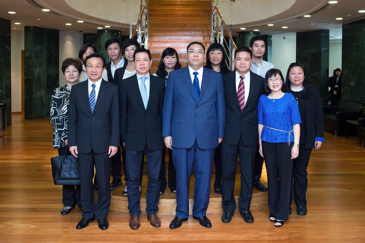 Encontro entre o Chefe do Executivo, Chui Sai On, e representantes da Associação de Apoio aos Deficientes Mentais de Macau