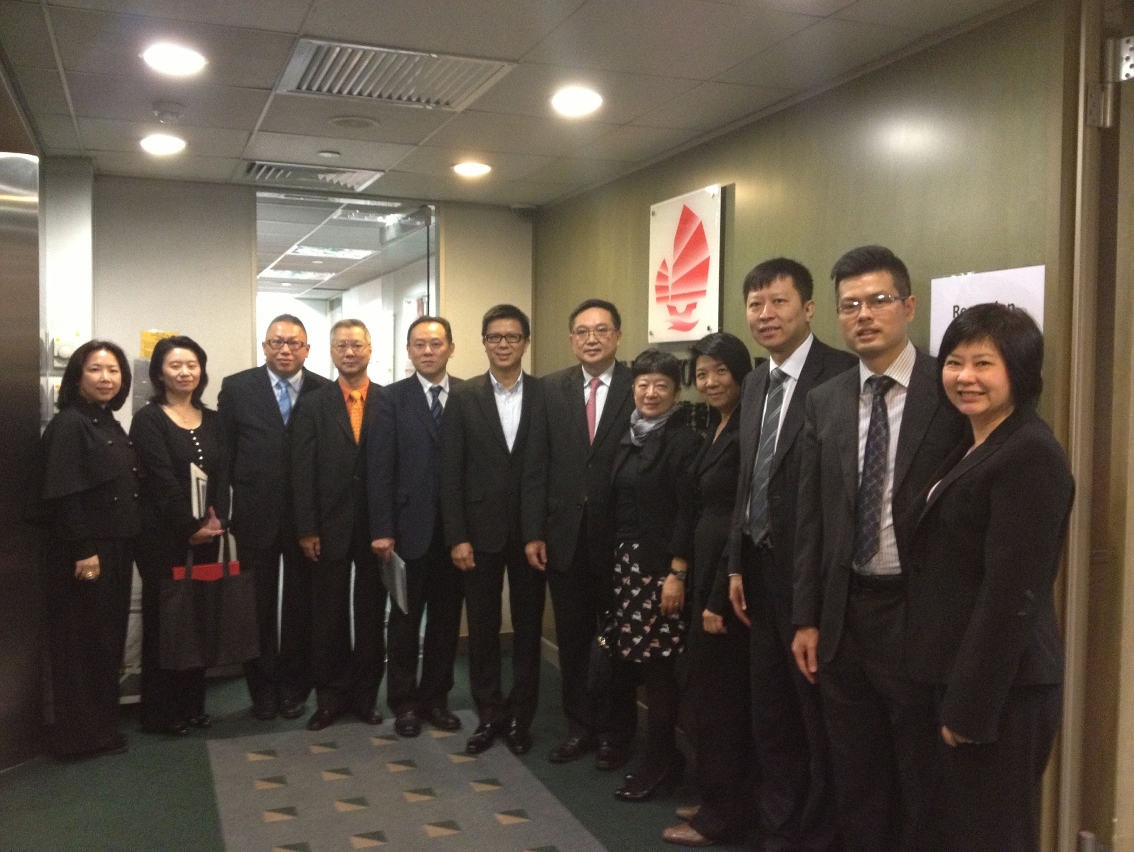 Visita do Grupo para o Desenvolvimento da Cooperação Externa da Comissão para o Desenvolvimento de Convenções e Exposições de Macau ao Hong Kong Tourism Board.