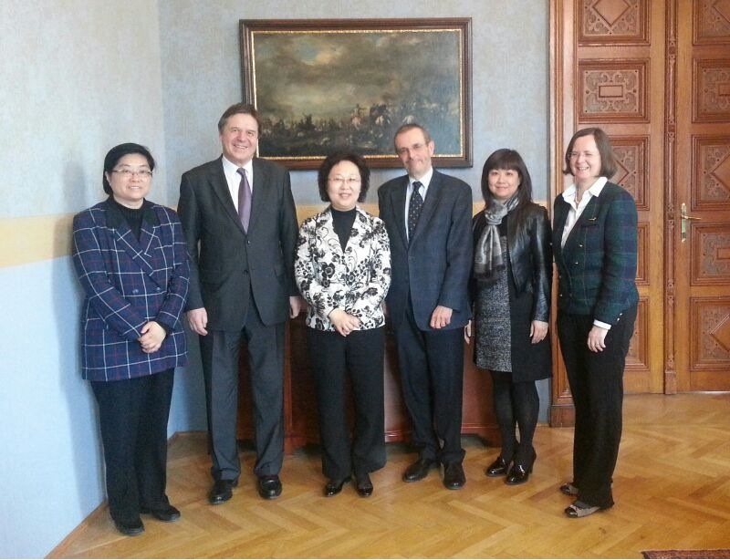 Intercâmbio com o ex-vice-presidente do Supremo Tribunal de Viena da Áustria e com o representante do presidente do Supremo Tribunal
