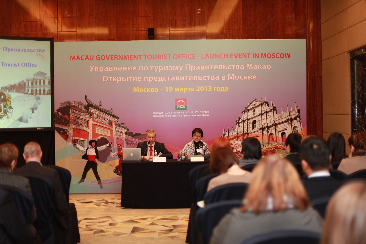 MGTO director and representative in Russia brief Russian travel trade and media about Macau during a function to announce the opening of office in Moscow