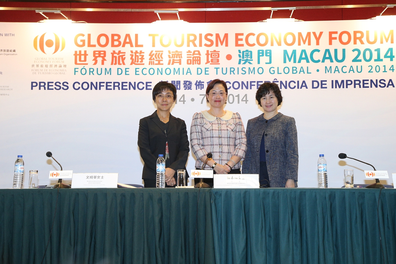 Press Conference for “Global Tourism Economy Forum．Macau 2014”