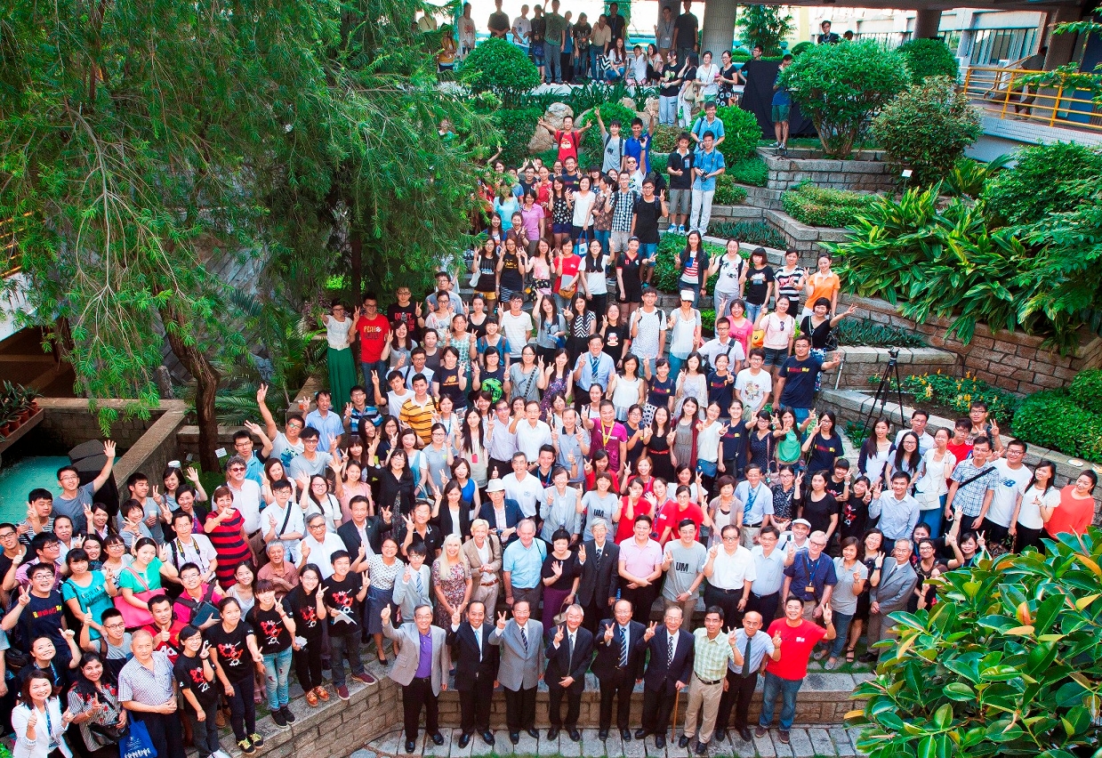 Many UM members made a special trip back to the old campus to attend the ceremony