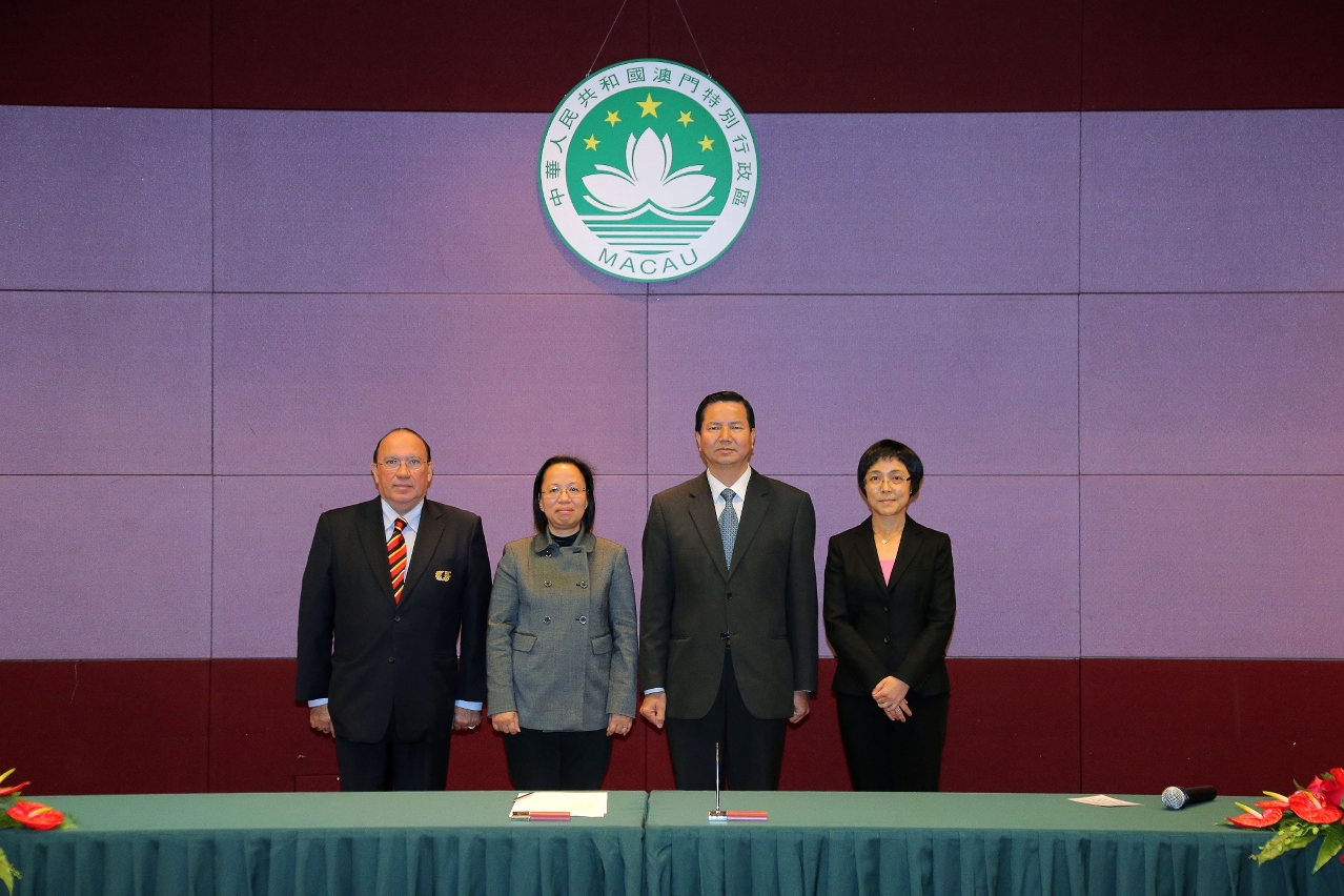 Secretary hosts inaugural ceremony of MGTO Director