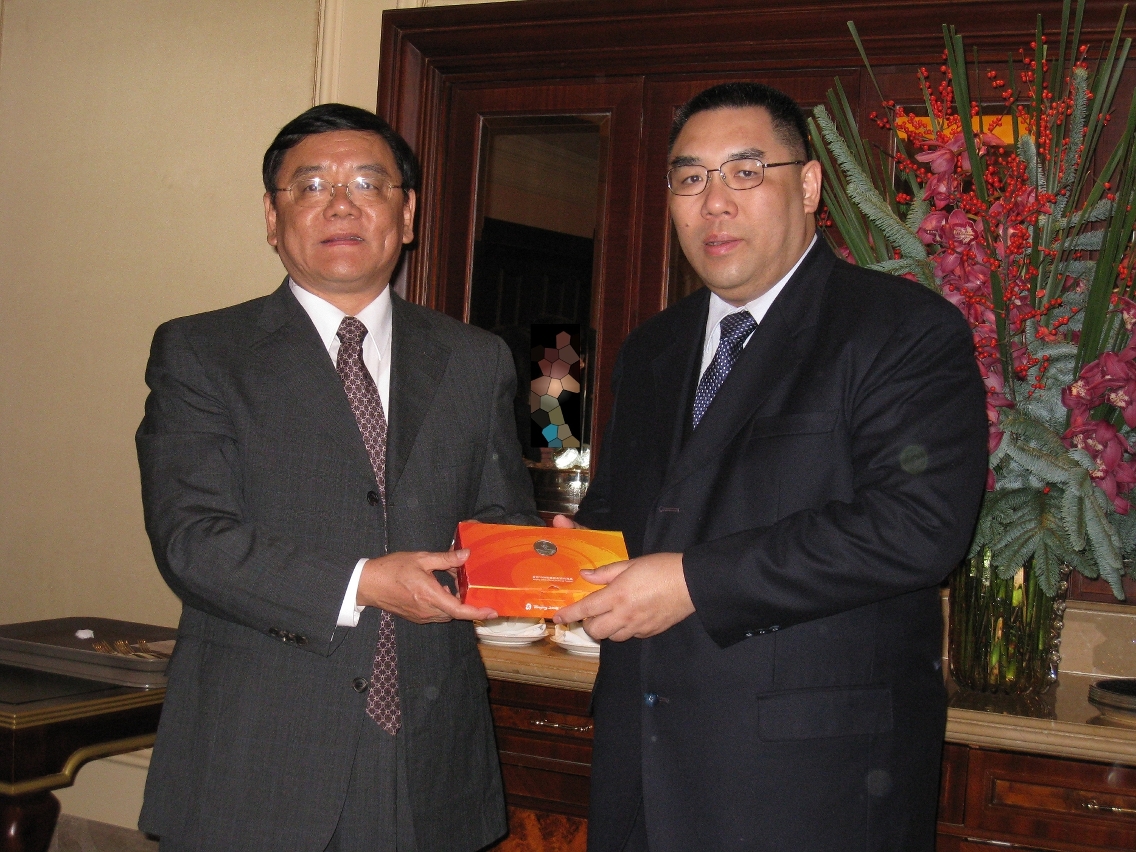 崔世安司長會見劉平均副總局長