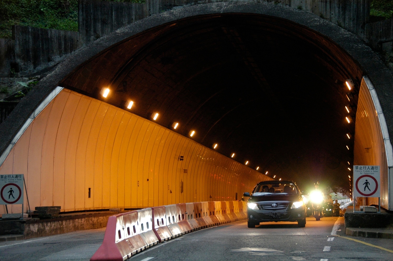 松山隧道一邊行車道周五起臨時封閉