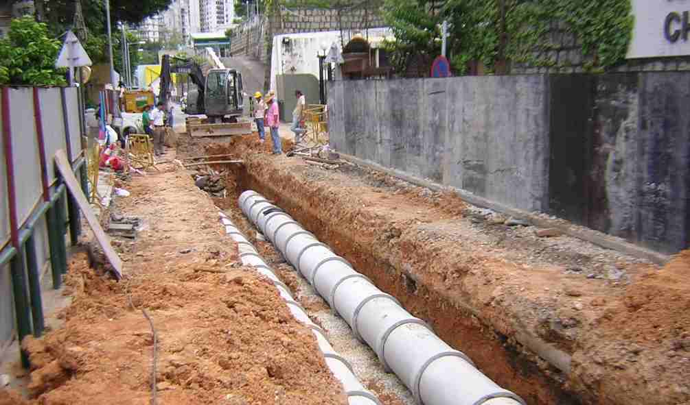 得勝馬路部份下水道已換上分流渠