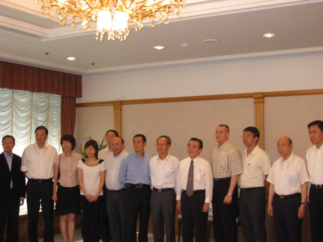 大阪市副市長井越將之與代表團會晤