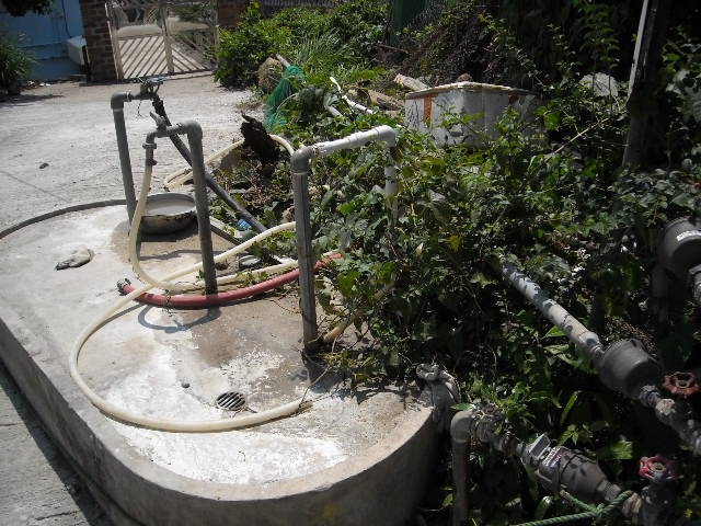 Houve quem tivesse procedido a ligacao ilegal a rede de agua no sentido de furtar os recursos hidricos publicos