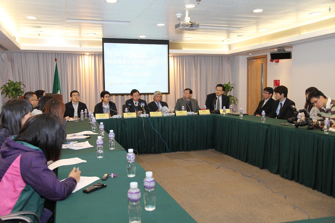 O Relatório Intercalar do Estudo da Política Geral do Trânsito e Transportes Terrestres de Macau apresenta várias propostas para oito áreas