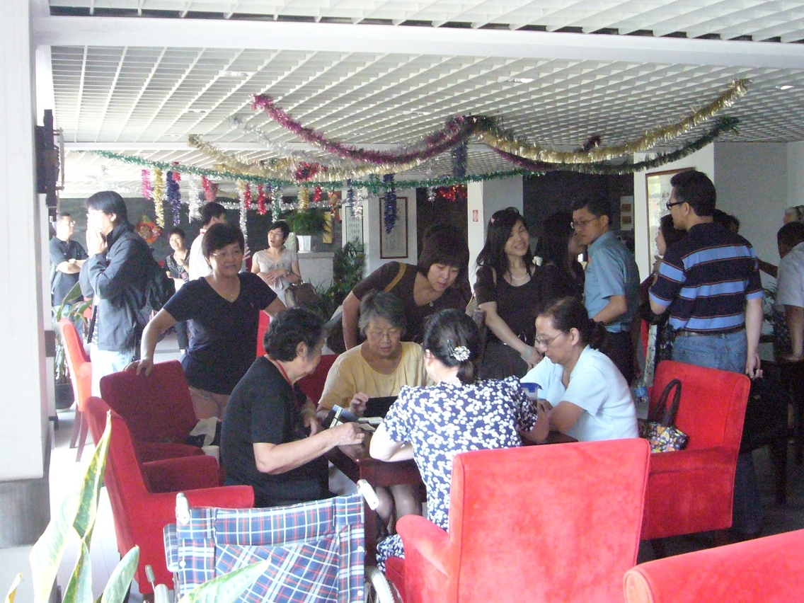 Encontro com os sócios do Qin He Yuan