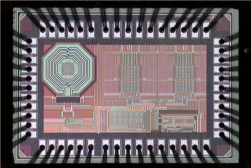 The 2 chips designed by the AVLSI Lab Researchers