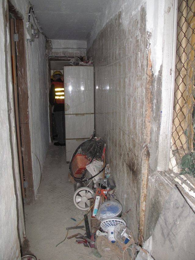 Conforme se verificou in situ a obra não foi ainda concluída.