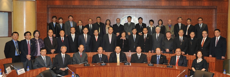 The University Assembly (UA) and University Council (UC) Joint Meeting of the University of Macau (UM) for the 2009/2010 academic year