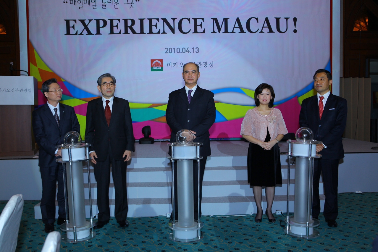 Subdirector da DST Manuel Pires e convidados lancam Festival de Gastronomia de Macau em Seul