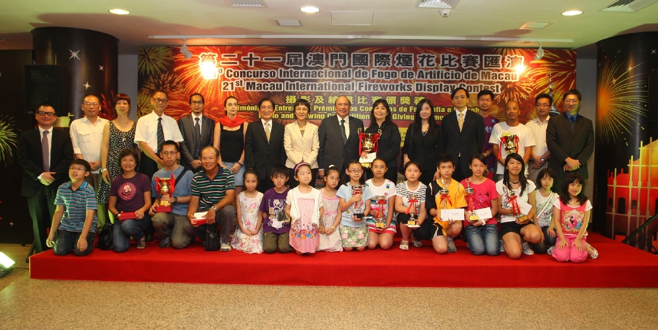 Guests with winners of last year’s photo and drawing competition